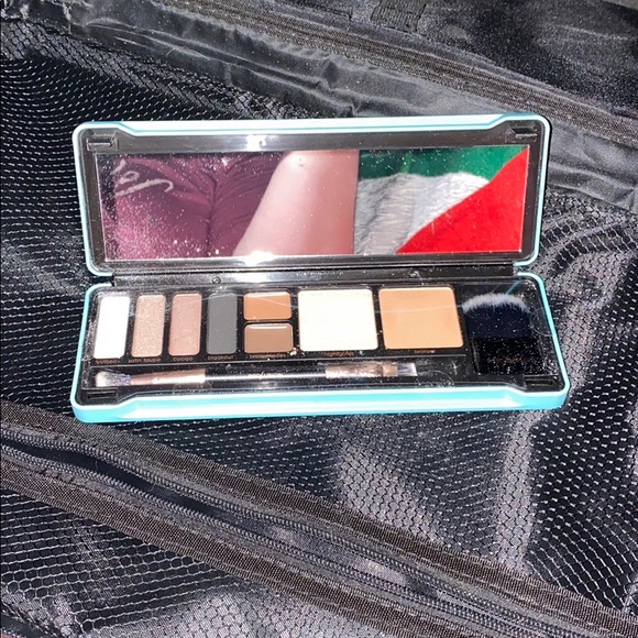 Profusion Face Palette - Picture 3 of 3